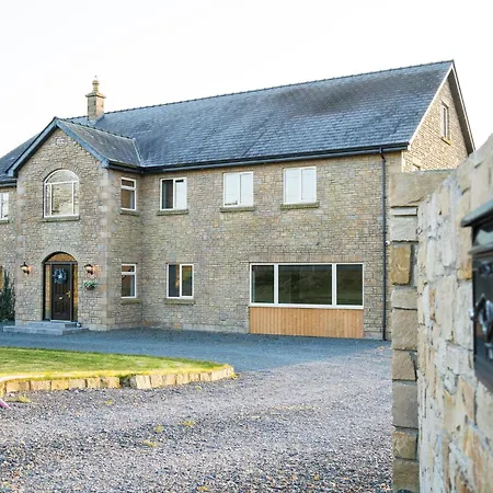 Willow Valley * Monaghan